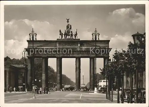 Brandenburgertor Berlin b Kat. Gebude und Architektur
