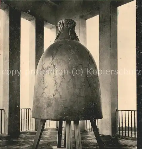 Gedenkstaette Buchenwald Glockenstube mit Glocke  / Politik und Geschichte /