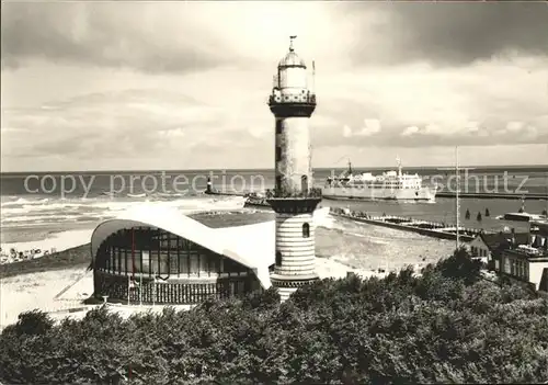 Leuchtturm Lighthouse Warnemuende Faehre Hafeneinfahrt Kat. Gebaeude