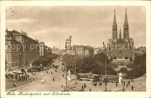 Strassenbahn Wien Freiheitsplatz Votivkirche Kat. Strassenbahn