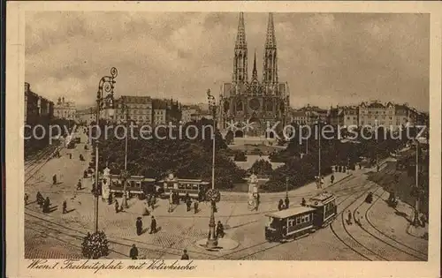 Strassenbahn Wien Freiheitsplatz Votivkirche  Kat. Strassenbahn