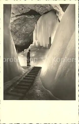 Hoehlen Caves Grottes Eisorgel Kat. Berge