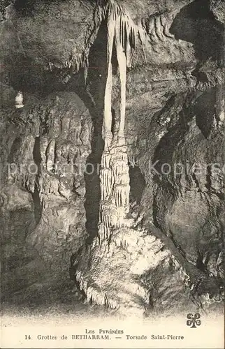 Hoehlen Caves Grottes Grottes de Betharram Torsade Saint Pierre  Pyrenees  Kat. Berge