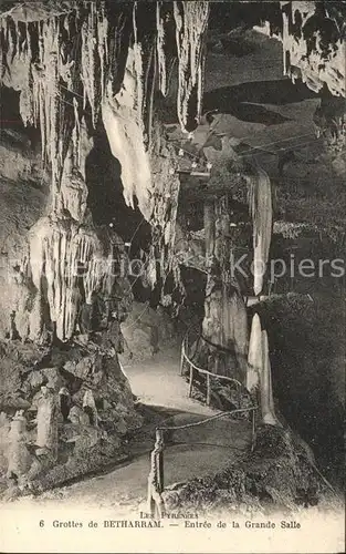 Hoehlen Caves Grottes Betharram Entree de la Grande Salle Pyrenees  Kat. Berge