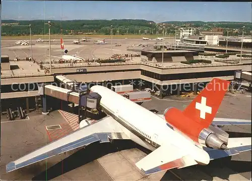 Flugzeuge Zivil Swissair Zuerich Flughafen  Kat. Flug