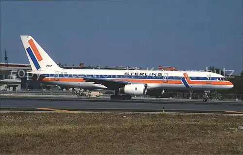 Flugzeuge Zivil Boeing 757 27B c n 24137 OY SHI STERLING  Kat. Flug