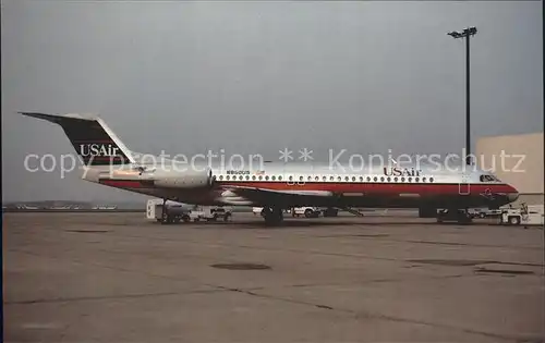 Flugzeuge Zivil USAir Fokker 100 N85OUS c n 11276 Kat. Flug