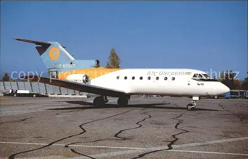 Flugzeuge Zivil Yakovlev 40 UR 87547 cn 9531242 Air Ukraine  Kat. Flug