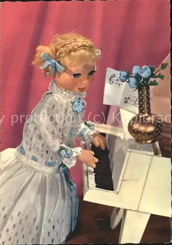 Puppen Klavier Notenblatt Vase Blumen Kat. Spielzeug