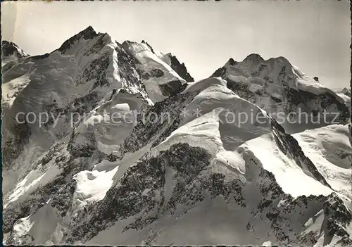 Helvetia Schweiz Berge Luftaufnahme / Heraldik /