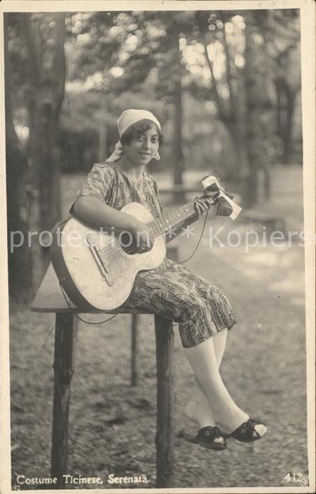 Gitarre Frau Costume Ticinese Serenata Kat Musik Nr St Oldthing Ansichtskarten Unsortierte Motivkarten