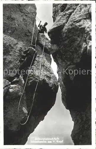 Bergsteigen Klettern Silberplattenkoepfe Abseilstelle V. Kopf  / Sport /