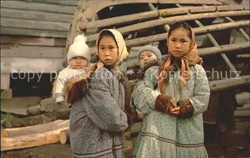 Eskimos Inuit Kinder Eskimo children of Nome Alaska Kat. Regionales
