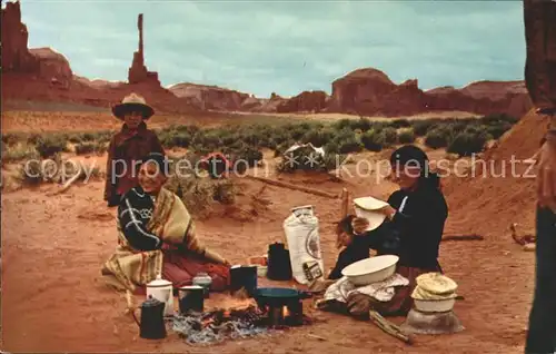 Indianer Native American Navajo Northern Arizona sagebrush fire bread  Kat. Regionales