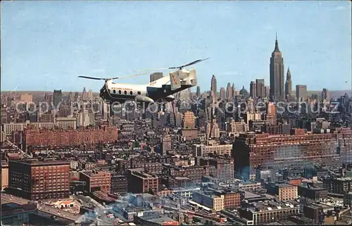 Hubschrauber Helikopter Airways Helicopter Skyline New York  / Flug /