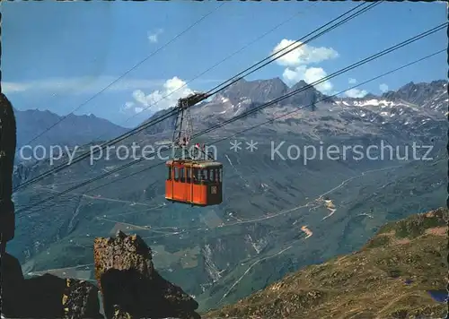 Seilbahn Andermatt-Gemsstock / Bahnen /