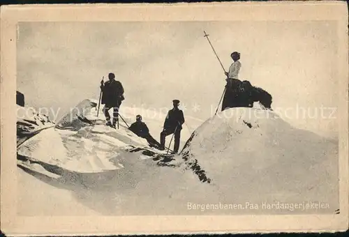 Skifahren Bergensbanen Hardangerjokulen Gletscher  Kat. Sport