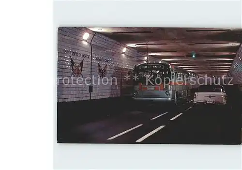 Autobus Omnibus Detroit-Windsor Tunnel Ontario Canada  / Autos /
