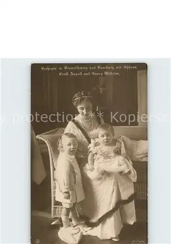 Adel Preussen Prinzessin Viktoria Luise mit Soehnen Ernst August Georg Wilhelm Kat. Koenigshaeuser