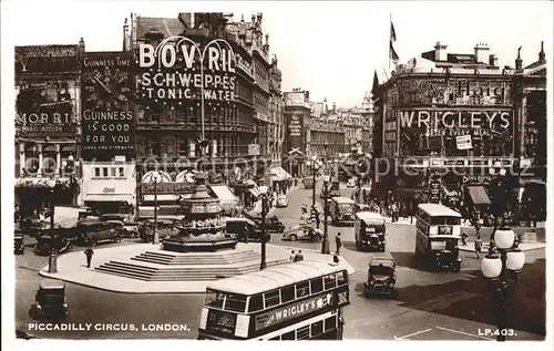 Autobus Omnibus Piccadilly Circus London / Autos /