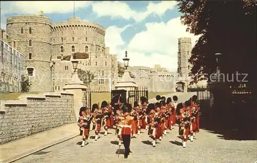 Leibgarde Wache Band of the Scots Guards Castle Hill Windsor Castle  Kat. Polizei