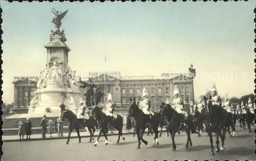 Leibgarde Wache Royal Horse Guards Buckingham Palace London  Kat. Polizei