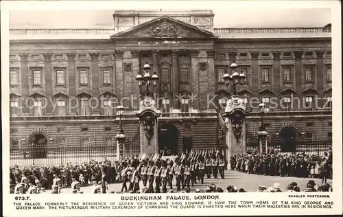 Leibgarde Wache Buckingham Palace London Military Ceremony Changing the Guard Kat. Polizei