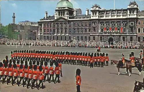 Leibgarde Wache Trooping the Colour Horseguards Parade London Kat. Polizei