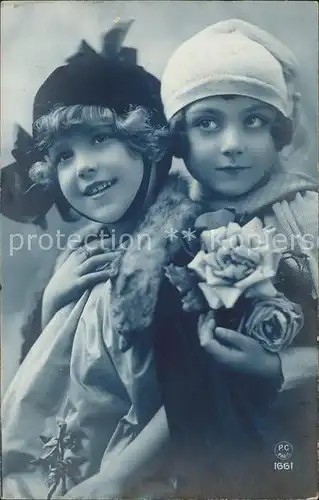 Foto PC Paris Nr. 1661 Kinder Rose Zipfelmuetze  Kat. Fotografie
