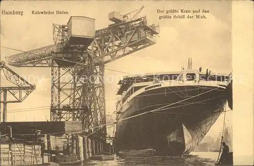 Werftbau Blohm und Voss Hamburg Kuhwaerder Hafen Kran Schiff / Schiffe /