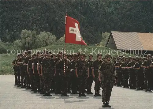 Militaria Schweiz Fahnenaufzug Schweizer Armee  Kat. Militaria