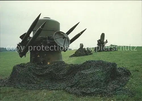 Raketen Fliegerabwehrlenkwaffe Boden Luft Rapier Schweizer Armee Kat. Militaria