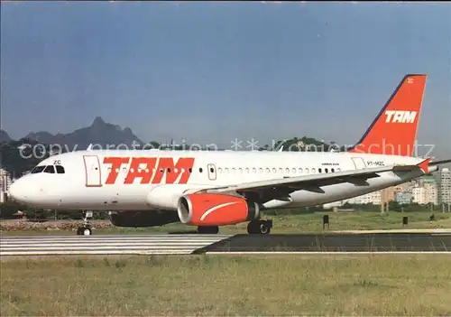 Flugzeuge Zivil TAM Brazil A 319 132 (1092) PT MZC Kat. Flug