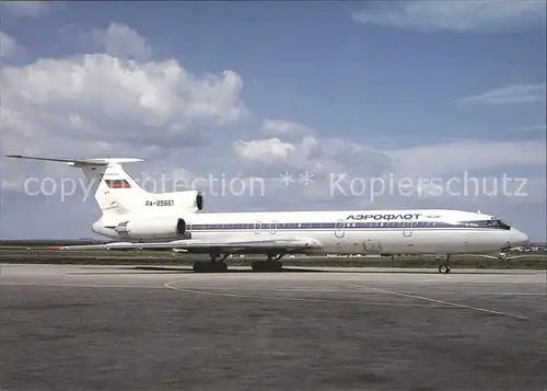 Flugzeuge Zivil Tupolev TU 154M RA 85661 (cn 811) Kat. Flug