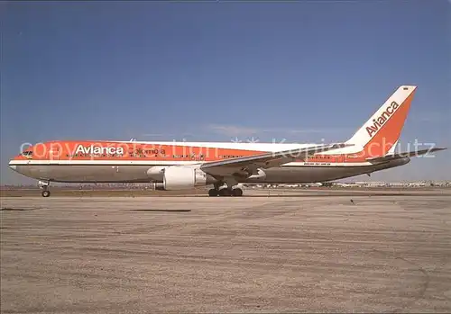 Flugzeuge Zivil Boeing 767 383 ER N984AN Avianca  Kat. Flug