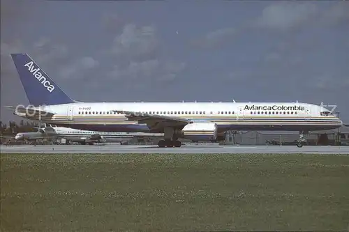 Flugzeuge Zivil Avianca Colombia B757 G BUDZ  Kat. Flug