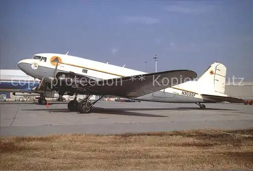 Flugzeuge Zivil Skyfreighters McDDouglas DC3 N303SF Kat. Flug