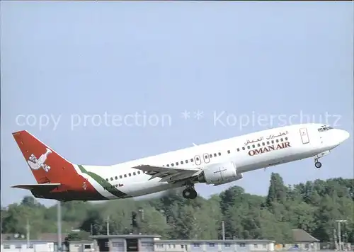 Flugzeuge Zivil Oman Air B 737 4Q8 TC APP c n 28202 Kat. Flug