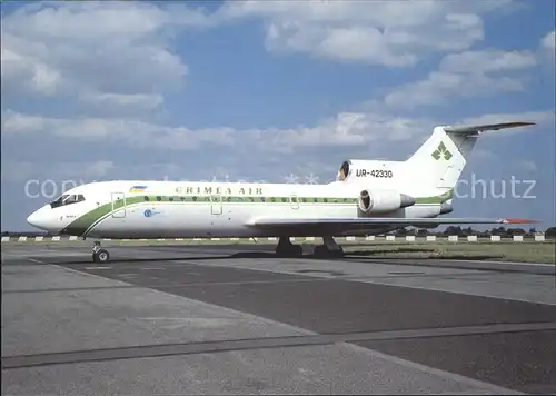 Flugzeuge Zivil Crimea Air Yakovlev 42D UR 42330 cn  Kat. Flug