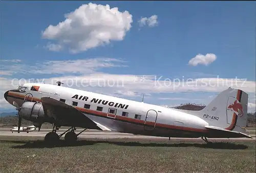 Flugzeuge Zivil Air Niugini Douglas DC 3 P2 ANQ c n 27110  Kat. Flug