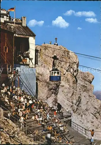 Seilbahn Schneefernerhaus Zugspitze Gipfelstation / Bahnen /