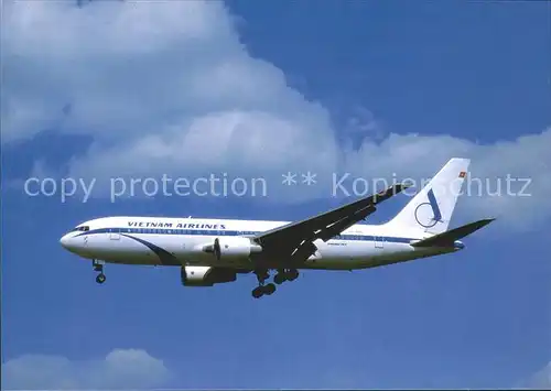 Flugzeuge Zivil Vietnam Airlines B767 284ER VH RMA c n 24742 303 Kat. Flug