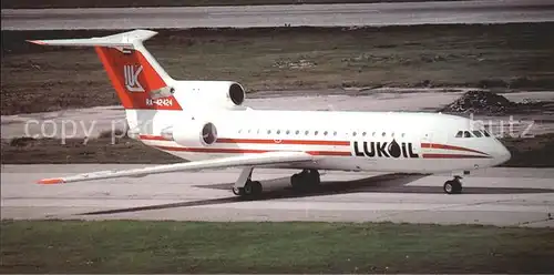 Flugzeuge Zivil Lukoil YAK 42D RA 42424 Kat. Flug