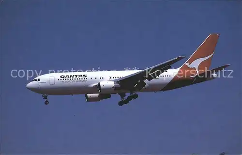 Flugzeuge Zivil Qantas Boeing 767 200ER VH EAJ