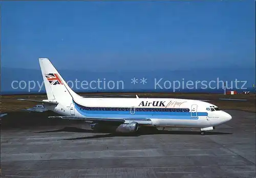 Flugzeuge Zivil Air UK Leisure Boeing 737 200 G BMZT