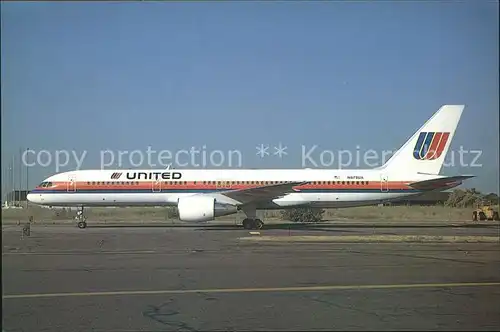 Flugzeuge Zivil United Airlines Boeing 757 222 N572UA c n 26682 Kat. Airplanes Avions