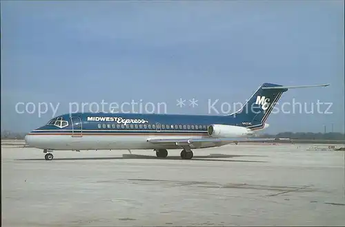 Flugzeuge Zivil Midwest Express McDonnell Douglas DC 9 14 N400ME c n 45727 Kat. Airplanes Avions