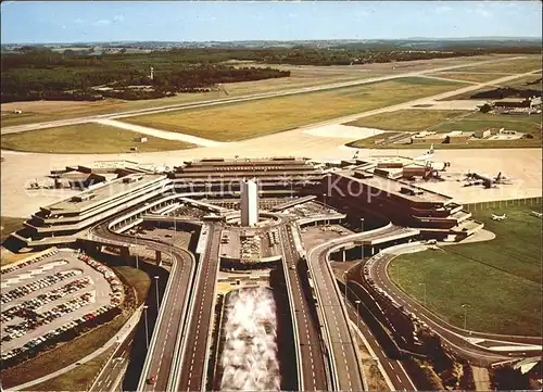 Flughafen Airport Aeroporto Koeln Bonn Fluggast Abfertigungsgebaeude Fliegeraufnahme Kat. Flug