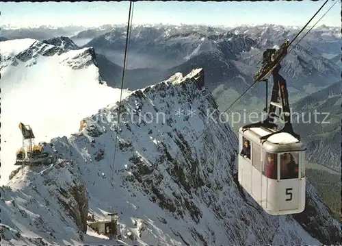 Seilbahn Zugspitzbahn Tirol Zugspitzplatt Schneeferner Alpen  / Bahnen /