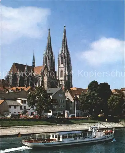 Motorboote Rundfahrt Regensburg  Kat. Schiffe